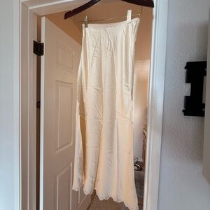 ELOWEN SKIRT -- MOTHER OF PEARL by DÔEN